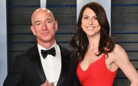 What is Jeff Bezos Ex Wife Net Worth in 2021? Here's the Detail